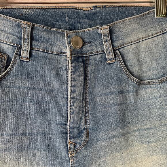 Angels Forever Young Denim Blue Jean Bermuda Shorts Size 10 - Picture 13 of 16